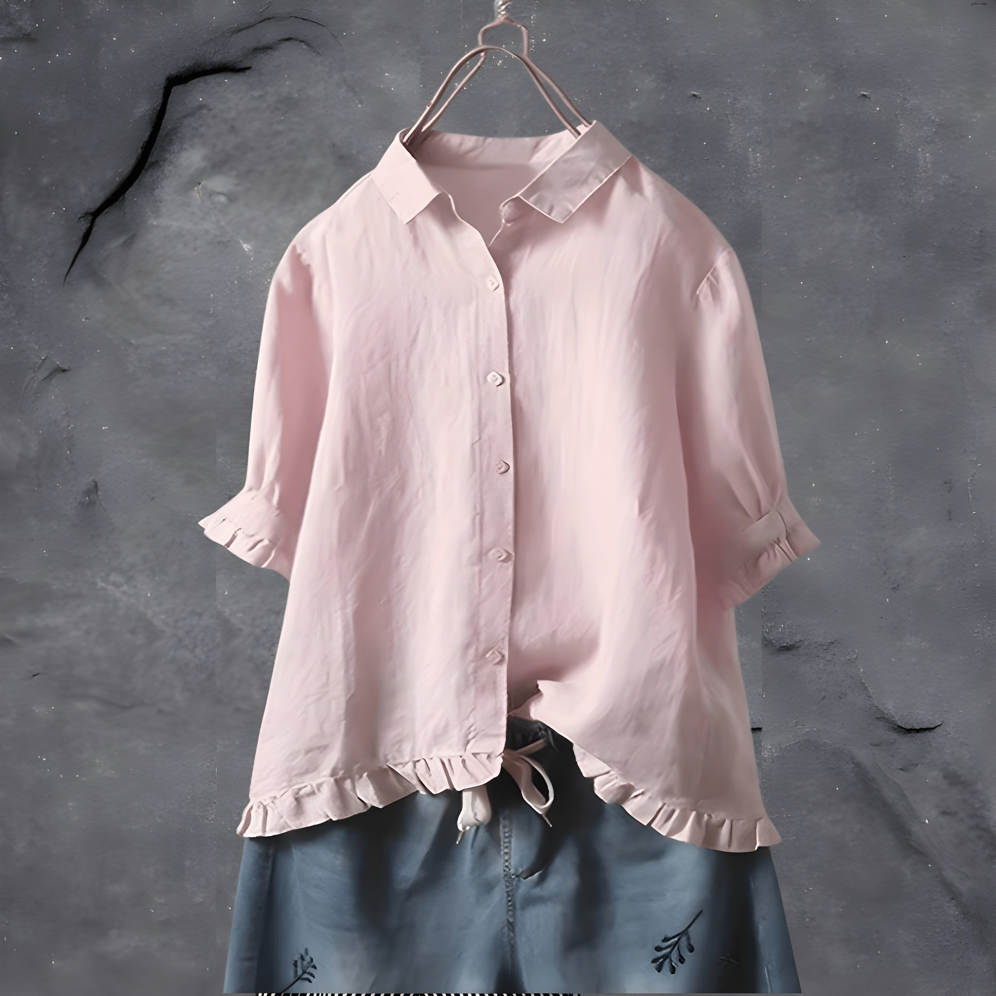 Women's Elegant Blouse with Timeless Class