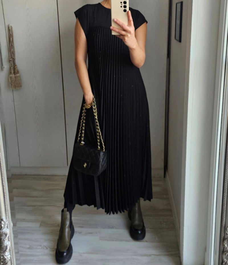 Women's Timeless Everyday Dress