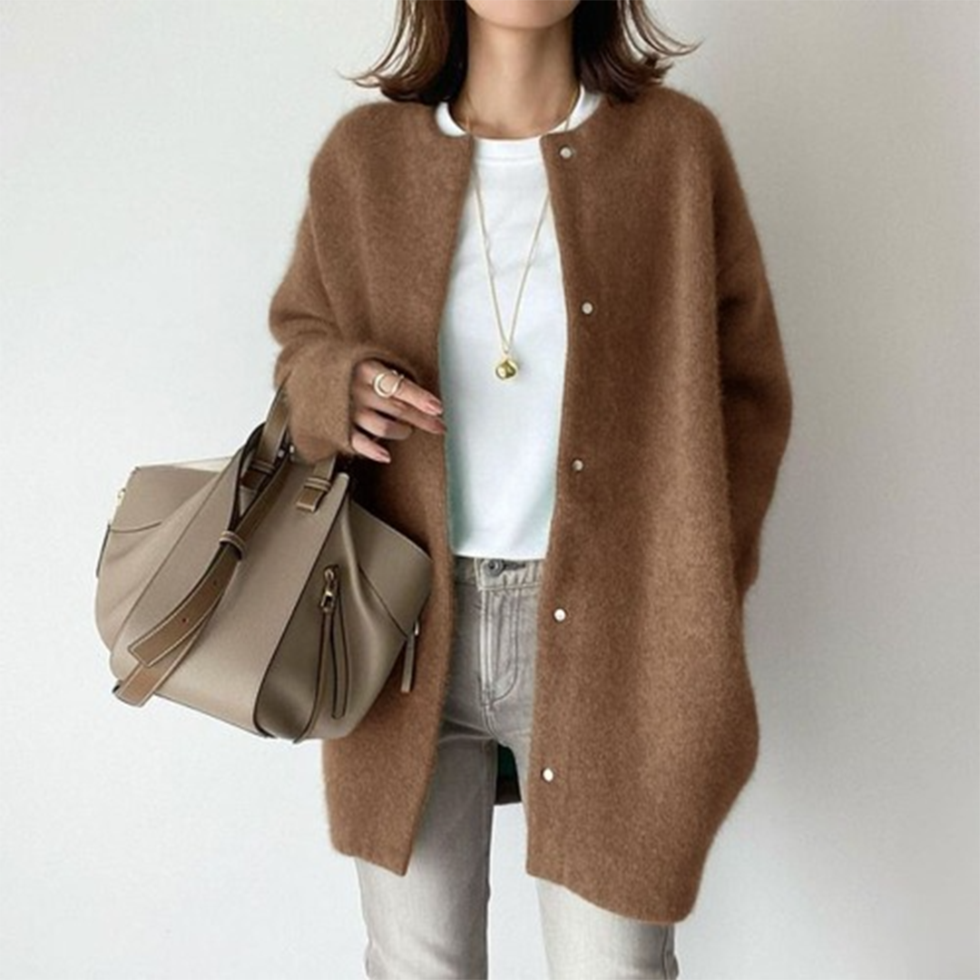 Women's Elegant Timeless Cardigan