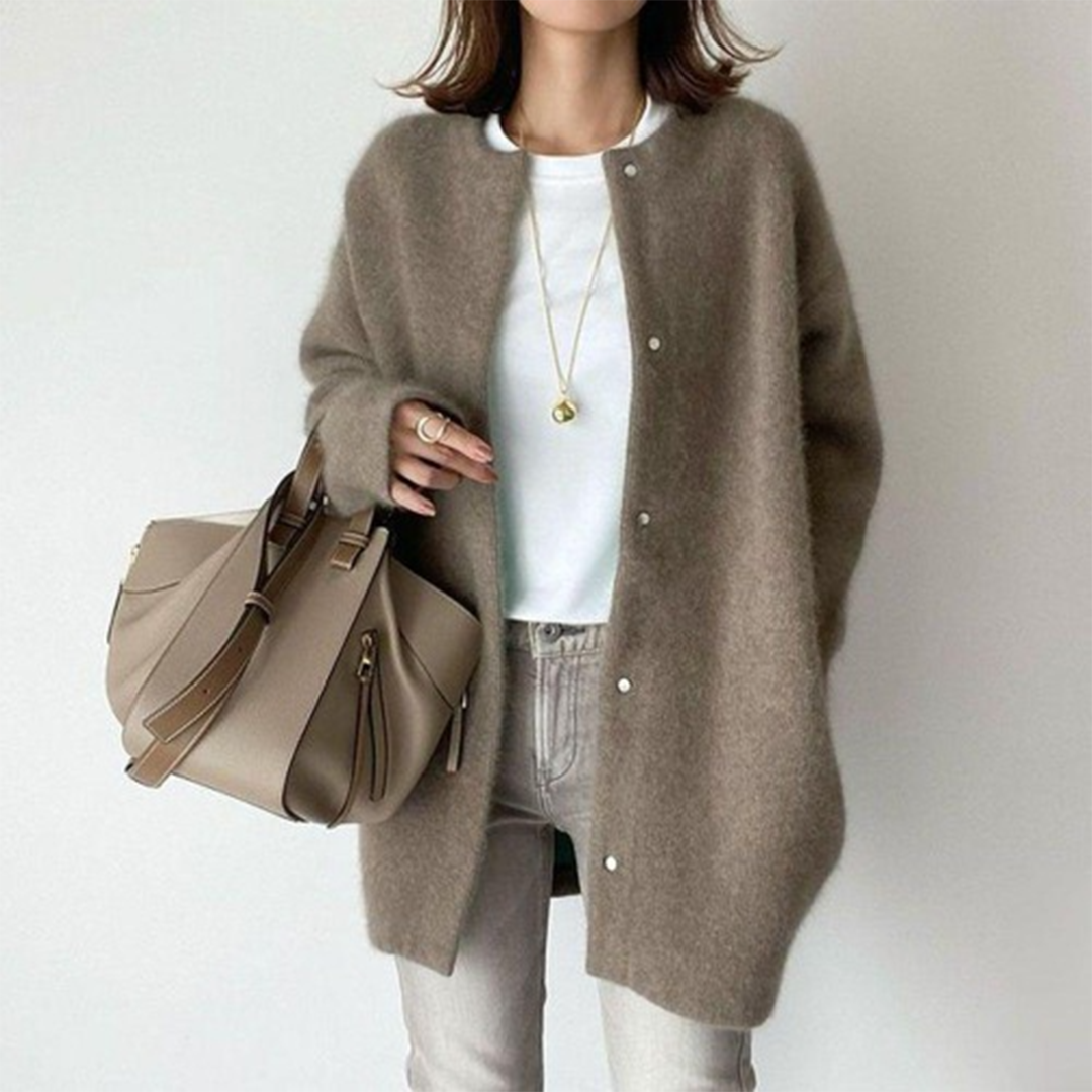 Women's Elegant Timeless Cardigan