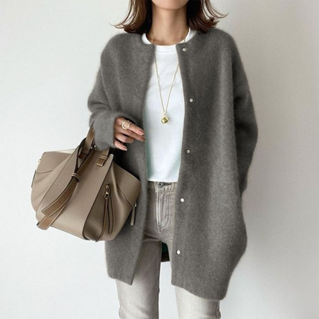 Women's Elegant Timeless Cardigan