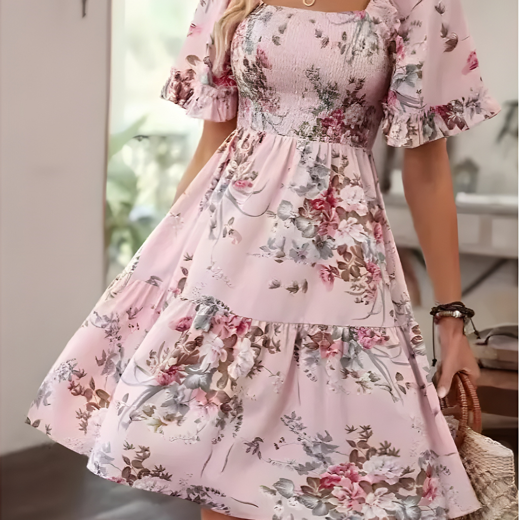 Women's Luxurious Maxi Dress with a Flattering Fit