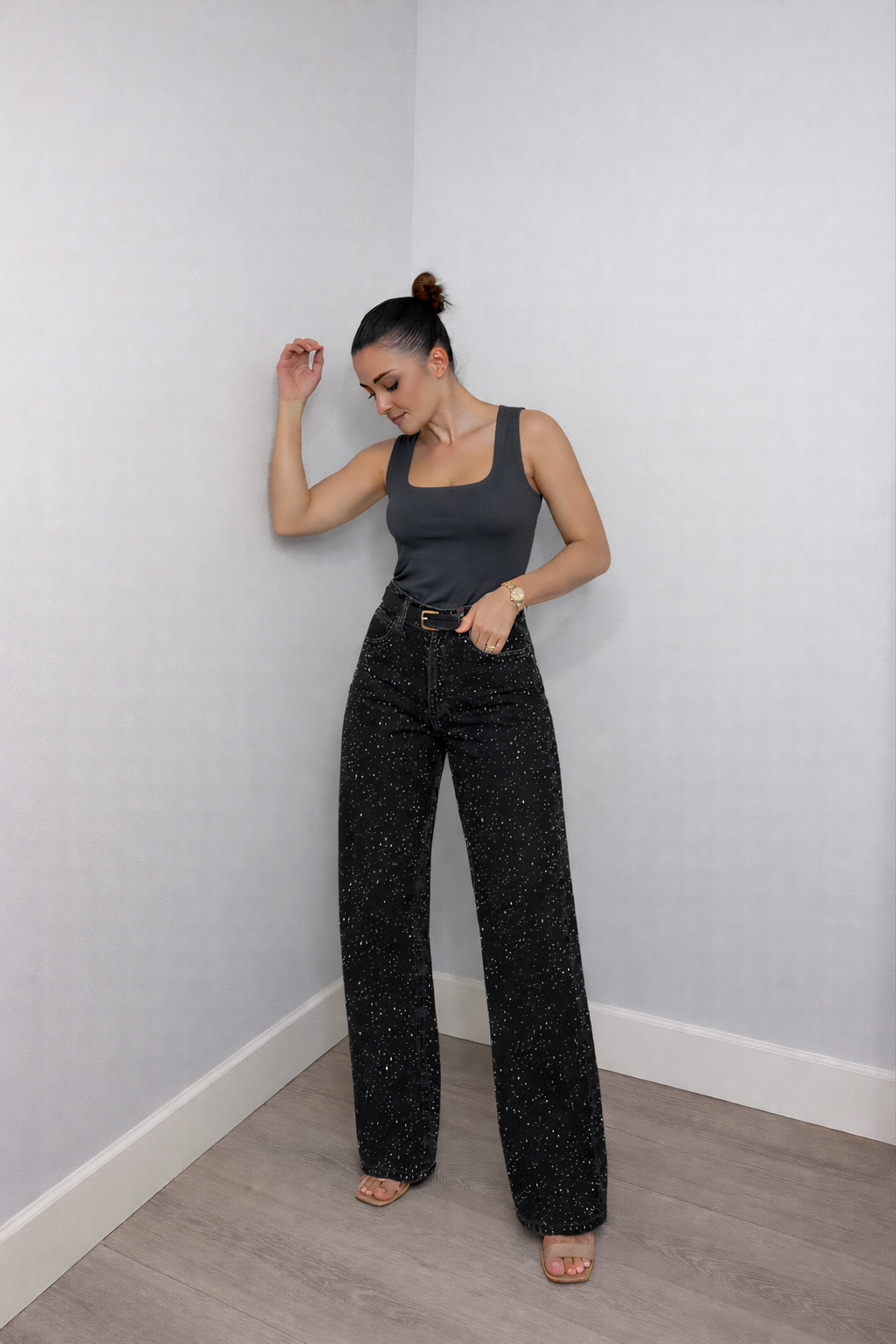 Women's High Waist Straight Jeans – Subtle Glitter Detail Denim