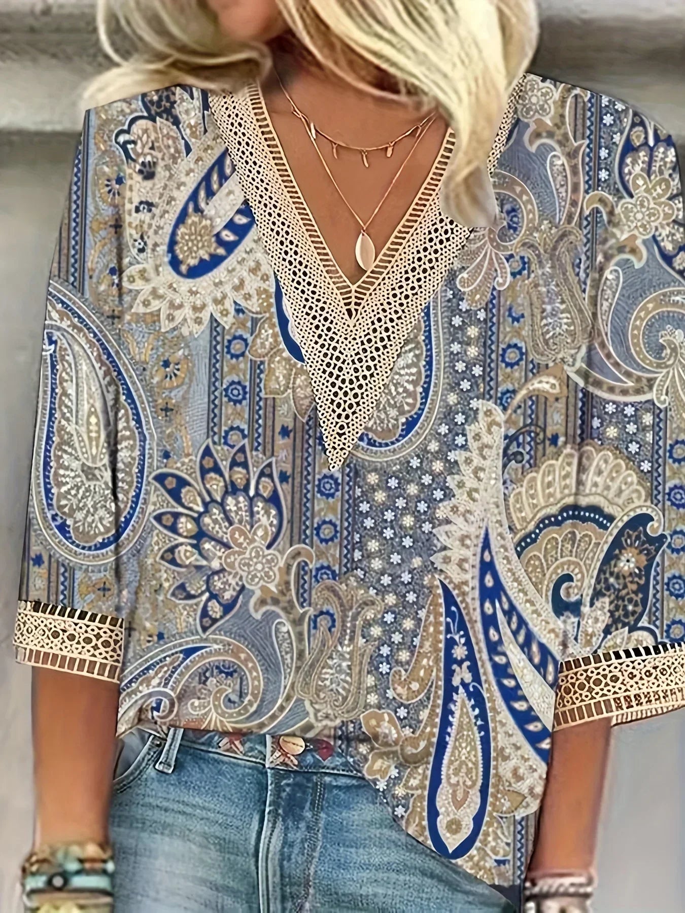 Women's Elegant Lace V-Neck Blouse