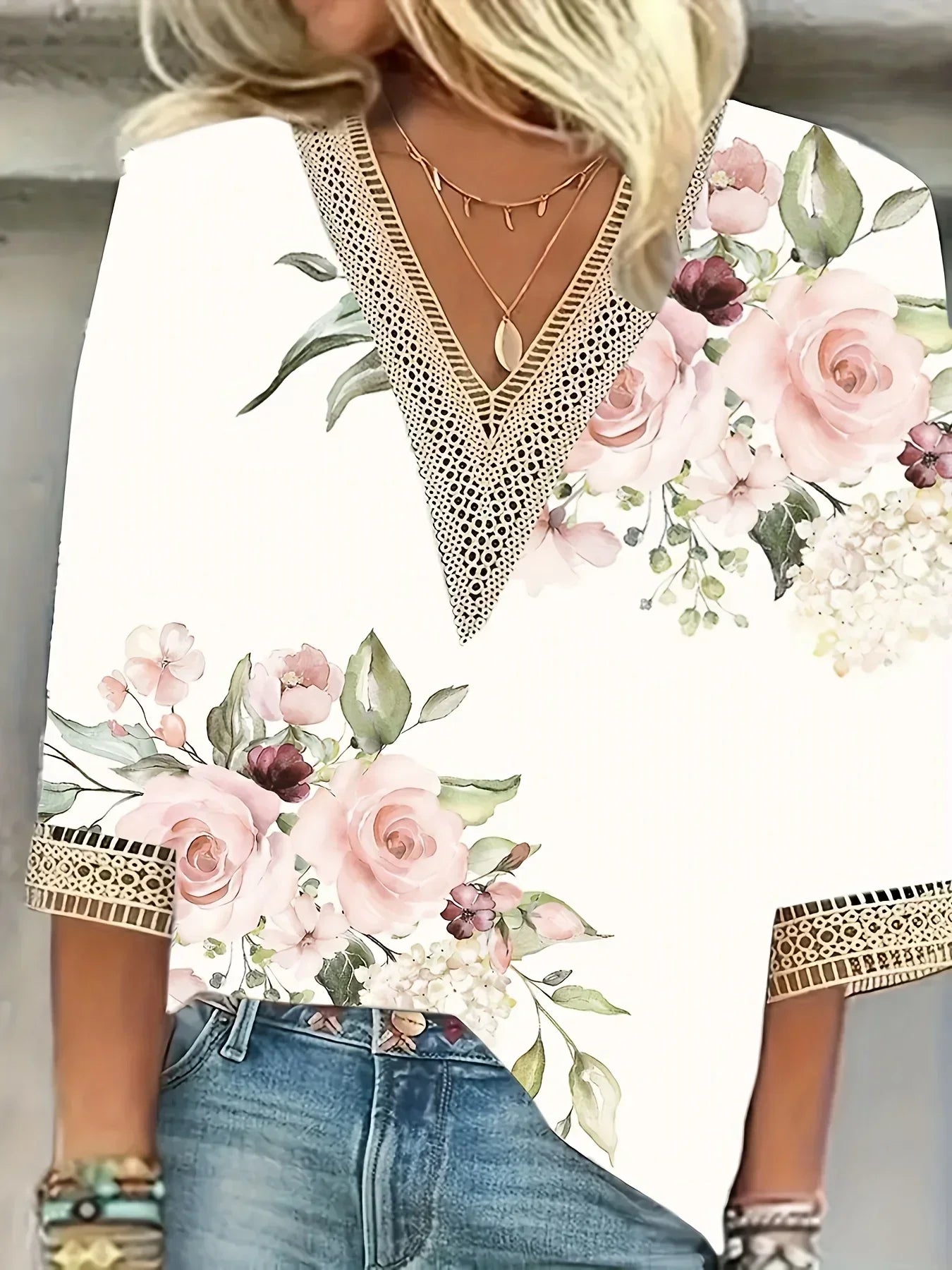 Women's Elegant Lace V-Neck Blouse